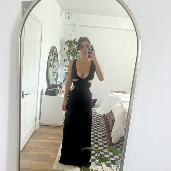 Retrofete Dresses & Skirts - Retrofete black gown (new with tags)